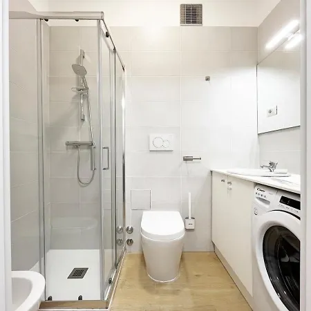 Stile E Comfort In Corso Magenta Apartment